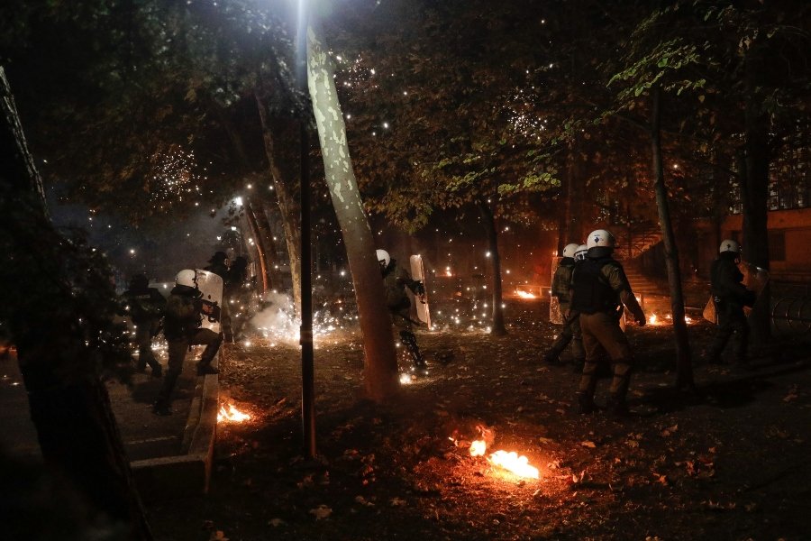 Απάθεια, αυτοπροστασία ή συνηθίσαμε τη βία; 21 0046 20221117 tk 3210 2 sooc1668842501 (1) (1)