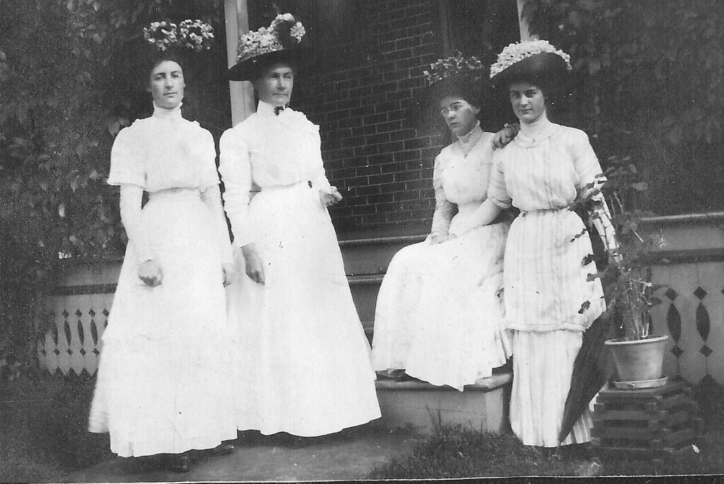 Πώς αμύνονταν οι γυναίκες πριν από 100 χρόνια στις σεξουαλικές επιθέσεις; 5978200053 88fdc99045 b