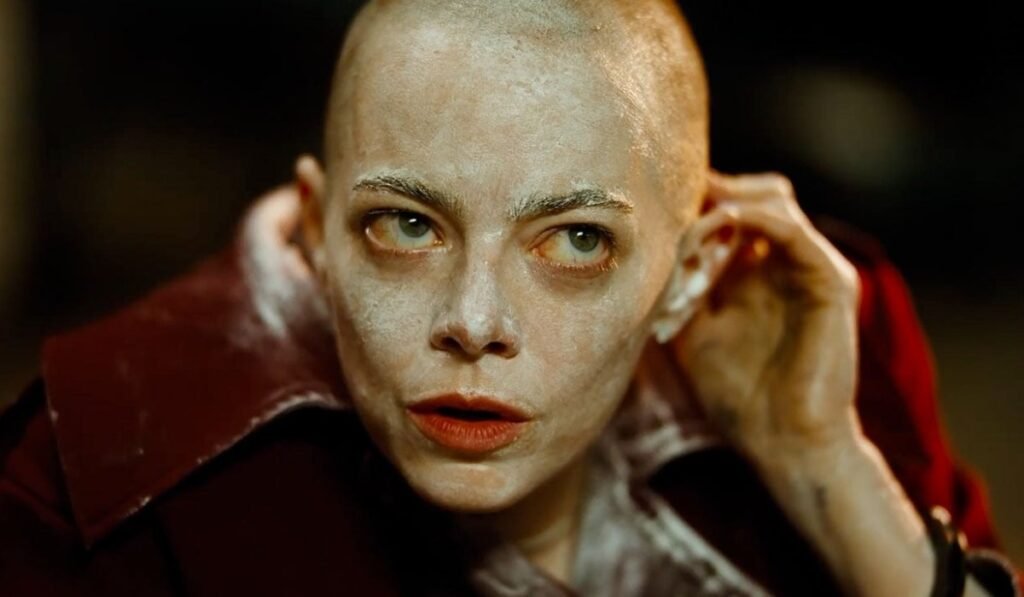 Πώς το "Bugonia" του Λάνθιμου συνδέεται με την υπόθεση Μαντζιόνε bugonia emma stone