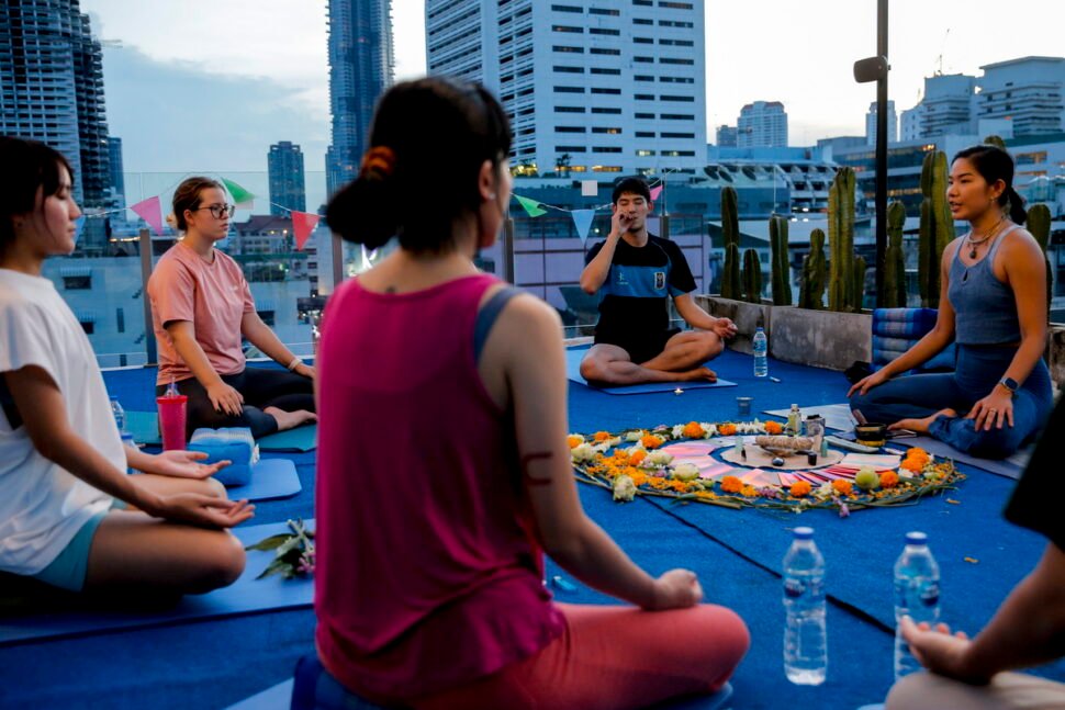 cannabis dispensary in bangkok offers a yoga class while smoking marijuana