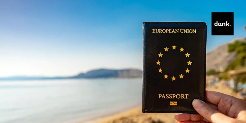 Διαβατήρια: Τέλος οι σφραγίδες - Το νέο σύστημα ελέγχων στην Ευρωπαϊκή Ένωση eu passport banner