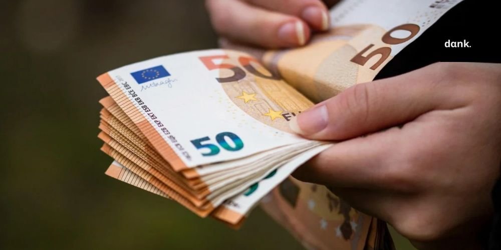 Κατώτατος μισθός: Έρχεται νέα αύξηση - Στα τέλη Μαρτίου οι αποφάσεις katwtatos